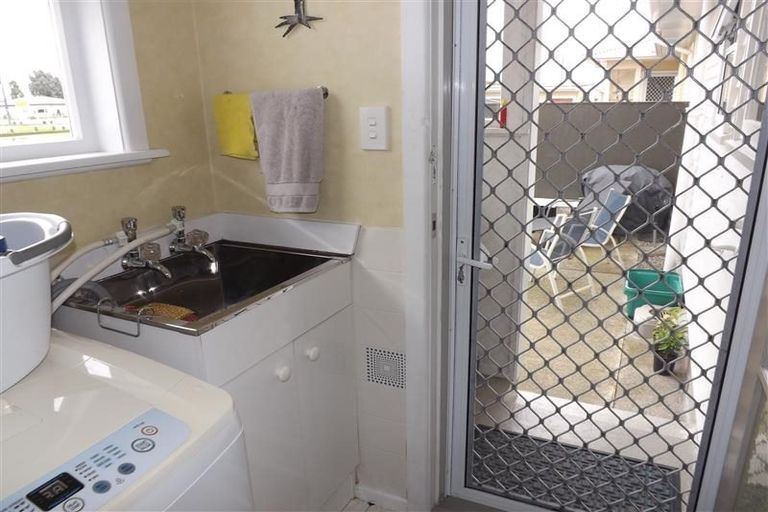 Photo of property in 15 Essex Street, Levin, 5510