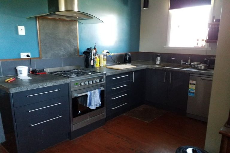 Photo of property in 8 Townshend Place, West End, Palmerston North, 4412