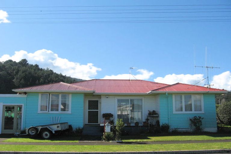 Photo of property in 200 Moanataiari Street, Thames, 3500