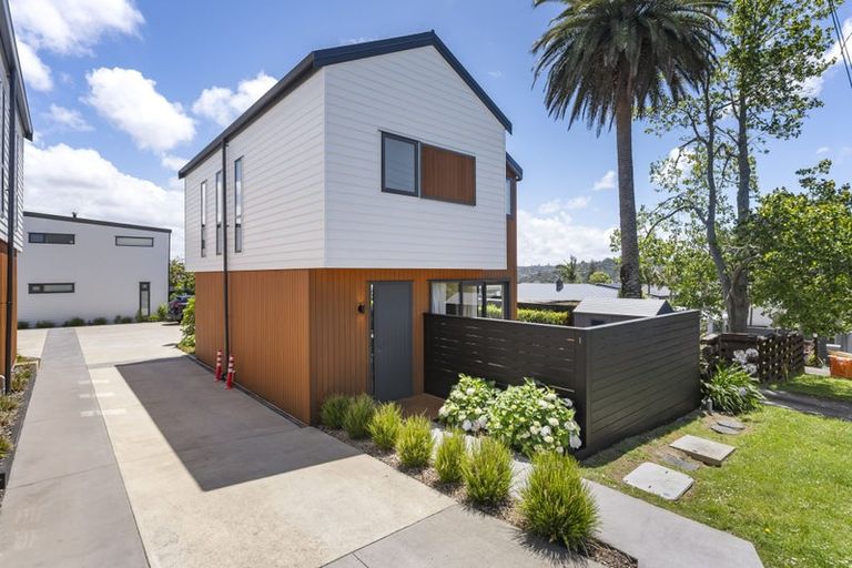 Photo of property in 1/48 Salisbury Road, Birkdale, Auckland, 0626