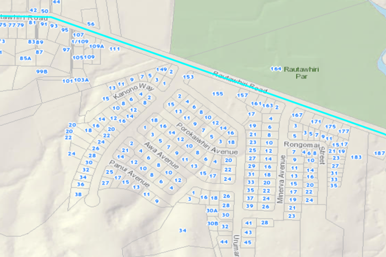 Photo of property in 28 Mahi Road, Helensville, 0800