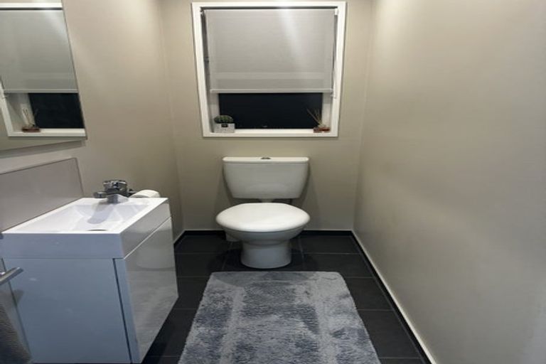 Photo of property in 18 Otira Grove, Kelson, Lower Hutt, 5010