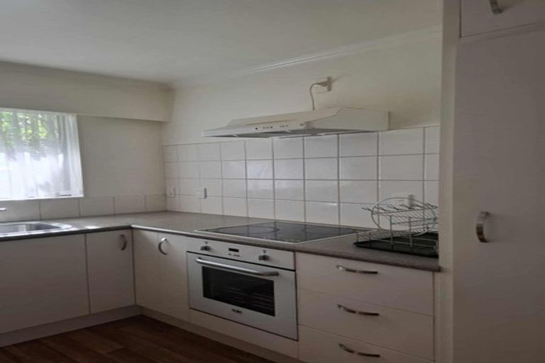 Photo of property in 44a Saint Ronans Avenue, Waterloo, Lower Hutt, 5011