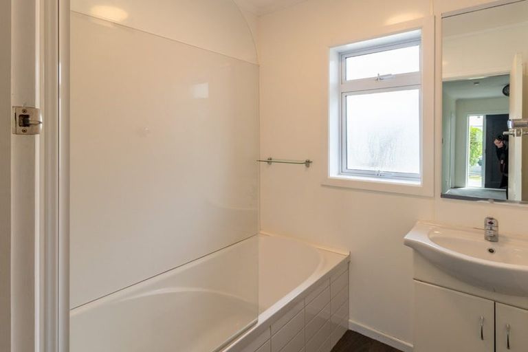 Photo of property in 130 Harvey Street, Grasmere, Invercargill, 9810