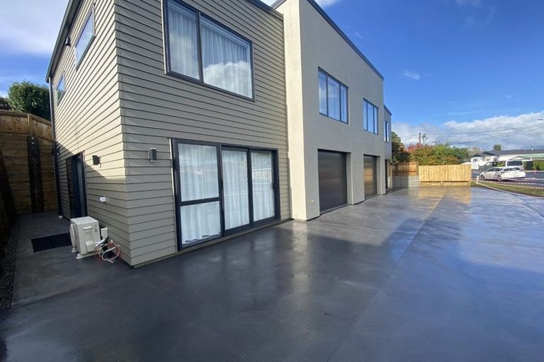 Photo of property in 277 Tukapa Street, Hurdon, New Plymouth, 4310