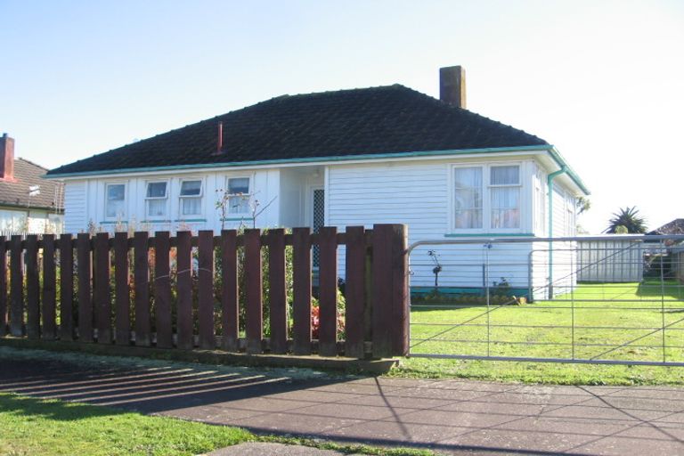 Photo of property in 28 Humber Street, Roslyn, Palmerston North, 4414