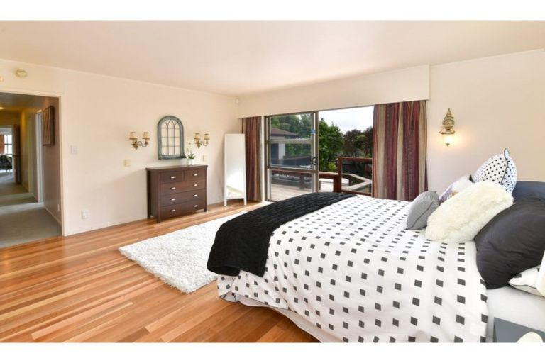 Photo of property in 77 Matija Place, Red Beach, 0932