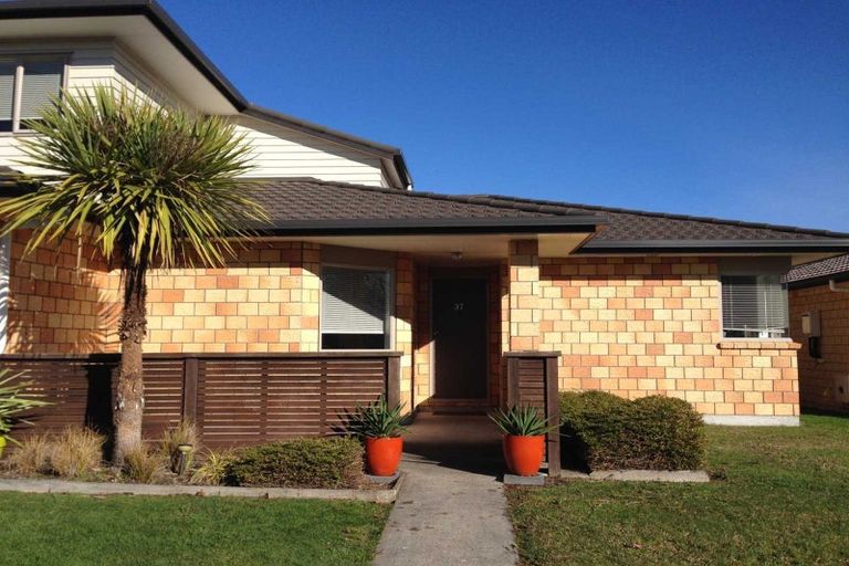 Photo of property in 37/64 Kawaha Point Road, Kawaha Point, Rotorua, 3010