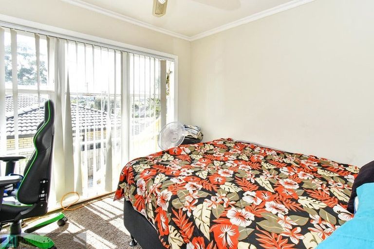 Photo of property in 44 Christmas Road, Manurewa, Auckland, 2102