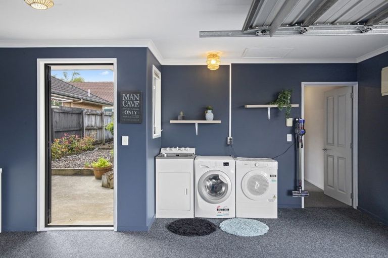 Photo of property in 42 Greig Place, Pukekohe, 2120