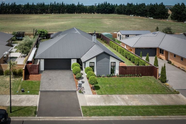 Photo of property in 11 Ledbury Drive, Rolleston, 7615