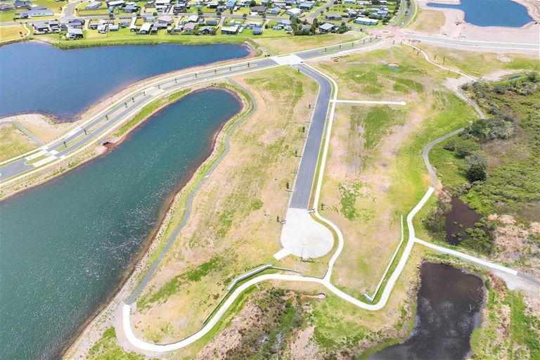 Photo of property in 119 Takapu Close, Matarangi, 3592