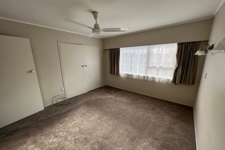 Photo of property in 2/10 Central Avenue, Papatoetoe, Auckland, 2025