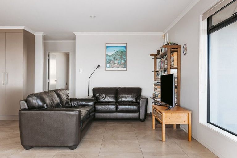 Photo of property in 35 Holyoake Terrace, Omokoroa, 3114