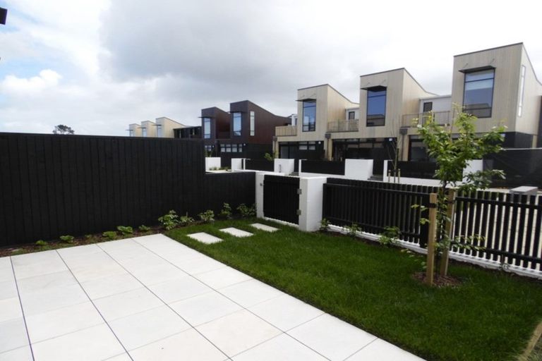 Photo of property in 3 Nevill Road, Hobsonville, Auckland, 0616