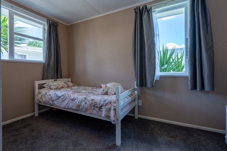 Photo of property in 4 Whiteman Road, Kawakawa, 0210