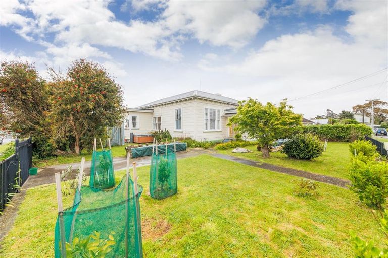 Photo of property in 41 Stewart Street, Marton, 4710