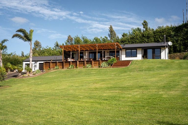 Photo of property in 10 Munro Road East, Minden, Whakamarama, 3179