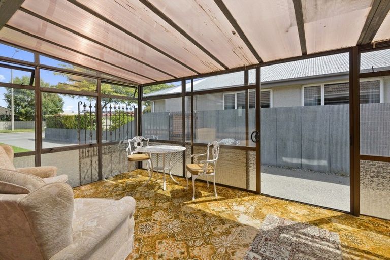 Photo of property in 220 Harewood Road, Bishopdale, Christchurch, 8053