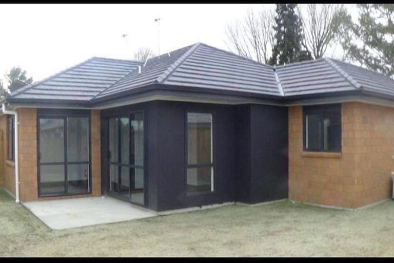 Photo of property in 8u4 Keitha Place, Glenview, Hamilton, 3206