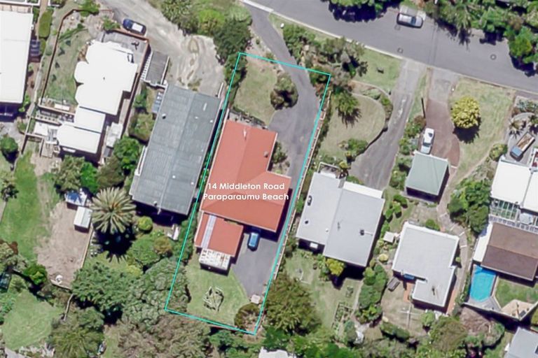 Photo of property in 14 Middleton Road, Paraparaumu Beach, Paraparaumu, 5032