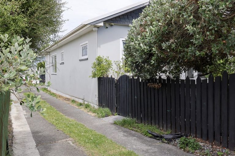 Photo of property in 32 Croydon Street, Sydenham, Christchurch, 8023