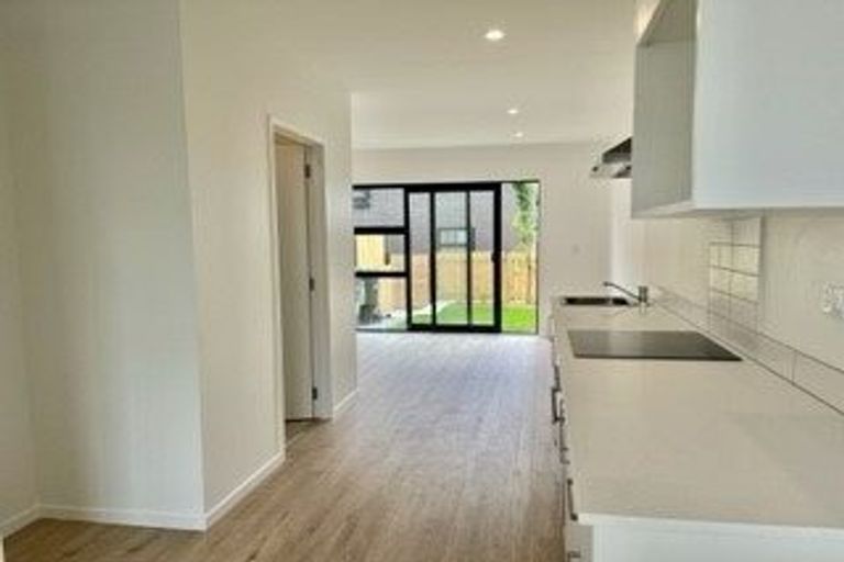 Photo of property in 148a Mcleod Road, Te Atatu South, Auckland, 0610