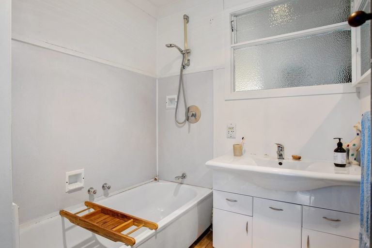 Photo of property in 68 Princes Street, Cambridge, 3434