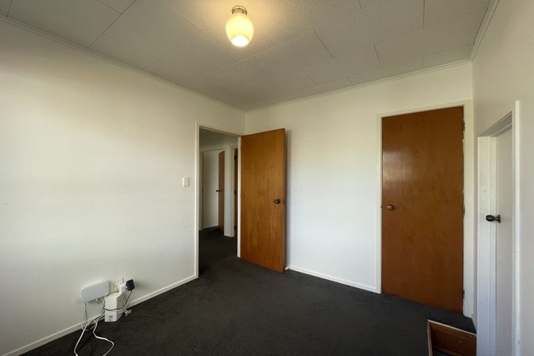 Photo of property in 94 Roberts Road, Te Atatu South, Auckland, 0610