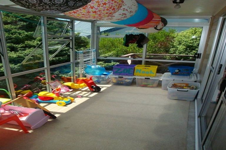 Photo of property in 30 Staithes Drive North, Whitby, Porirua, 5024