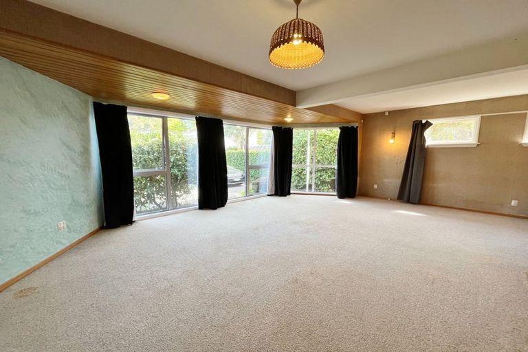 Photo of property in 76 Peer Street, Upper Riccarton, Christchurch, 8041