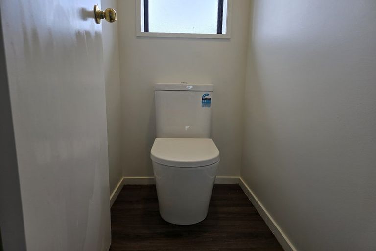 Photo of property in 15 Leeton Drive, Waipukurau, 4200