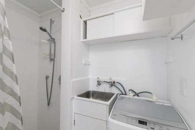 Photo of property in 4u6 Derby Street, Mount Victoria, Wellington, 6011