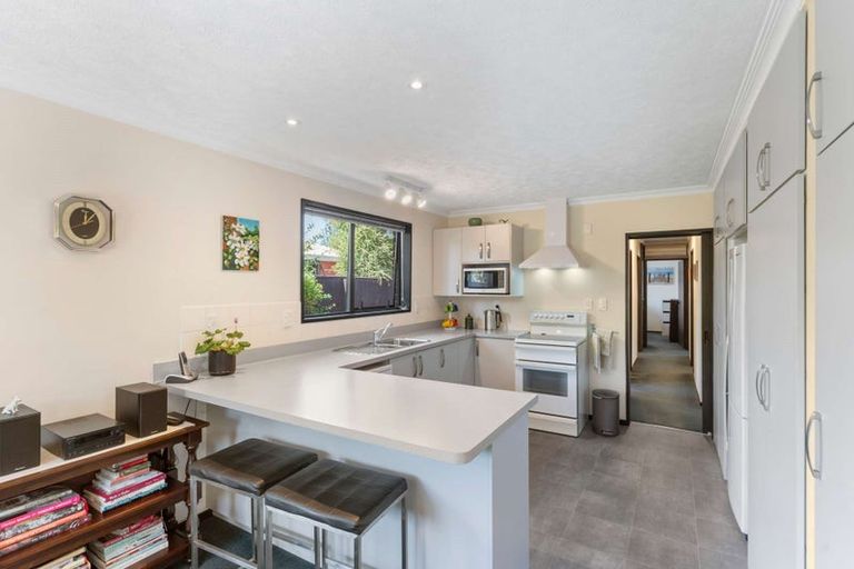 Photo of property in 3 Broadhaven Avenue, Parklands, Christchurch, 8083