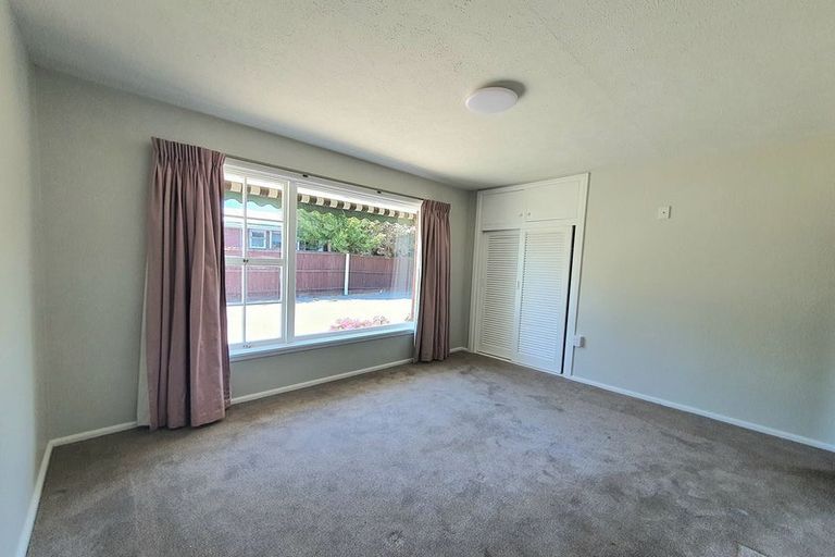 Photo of property in 42 Raxworthy Street, Ilam, Christchurch, 8041