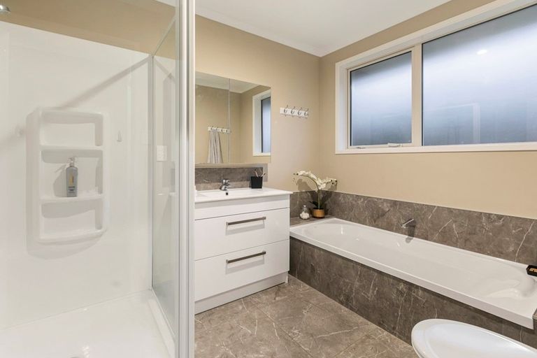 Photo of property in 61r Pyes Pa Road, Pyes Pa, Tauranga, 3112