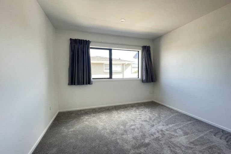 Photo of property in 12e Sea Spray Drive, Bucklands Beach, Auckland, 2012