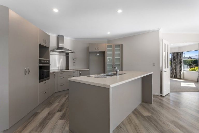 Photo of property in 12 Riverview Road, Rangiora, 7400
