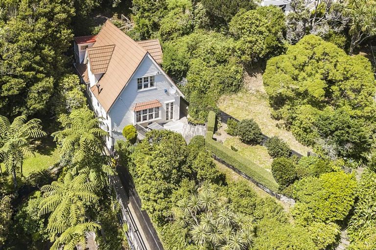 Photo of property in 161 Upland Road, Kelburn, Wellington, 6012