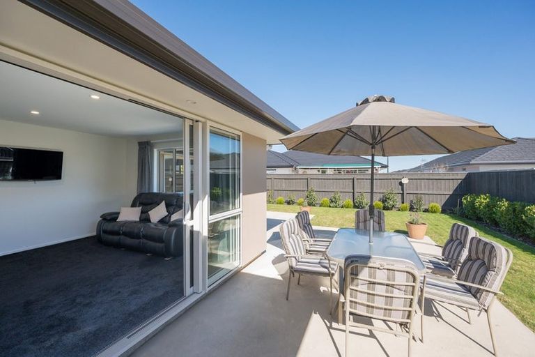 Photo of property in 24 Oakdale Grove, Richmond, 7020