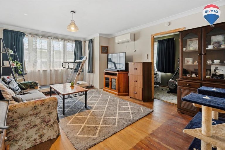 Photo of property in 89 Hewer Crescent, Naenae, Lower Hutt, 5011