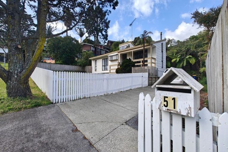 Photo of property in 51 Topliss Drive, Northcross, Auckland, 0632