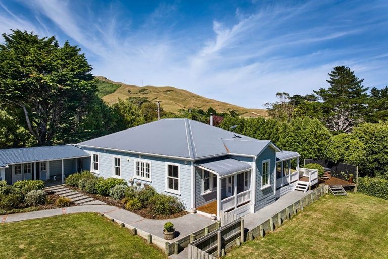 Photo of property in 389 Ohariu Valley Road, Ohariu, Wellington, 6037