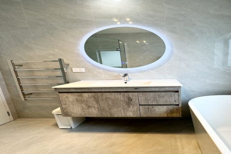 Photo of property in 36 Greenfinch Road, Hobsonville, Auckland, 0616