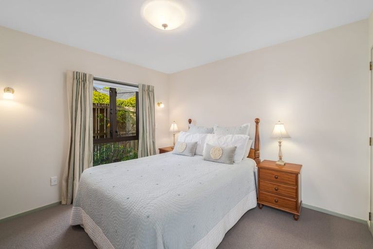 Photo of property in 33 Mcdougall Avenue, St Albans, Christchurch, 8014