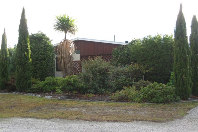 Photo of property in 81 Manuka Crescent, Wanaka, 9305