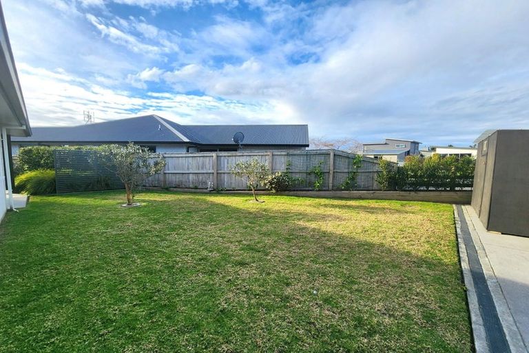 Photo of property in 112 Kennedy Road, Pyes Pa, Tauranga, 3112
