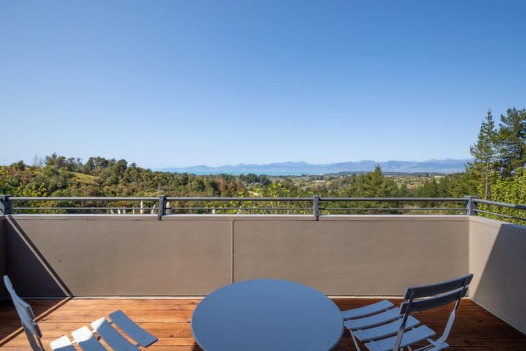 Photo of property in 36 Stagecoach Road, Upper Moutere, 7173