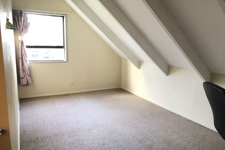 Photo of property in 29 Momorangi Crescent, Redwood, Christchurch, 8051
