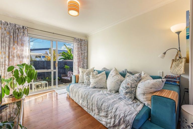 Photo of property in 2/56 Golf Road, Tahunanui, Nelson, 7011